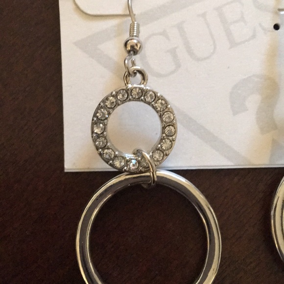 Guess Earrings - Picture 2 of 5